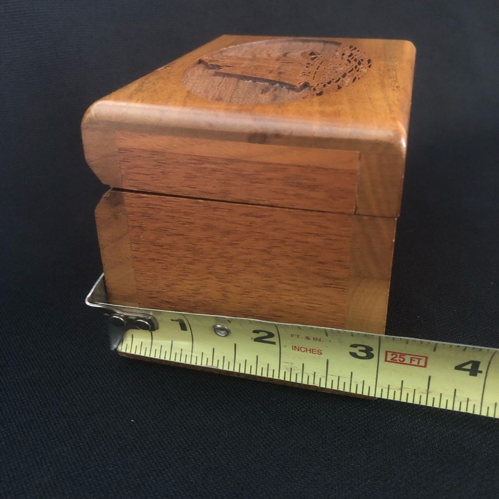 Vintage Lasercraft Walnut Oak Box Ship Sail Business Card Holder Trinket Box - Picture 5 of 11